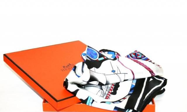 Женские сумки, ремни,шейные платочки Hermes Москва