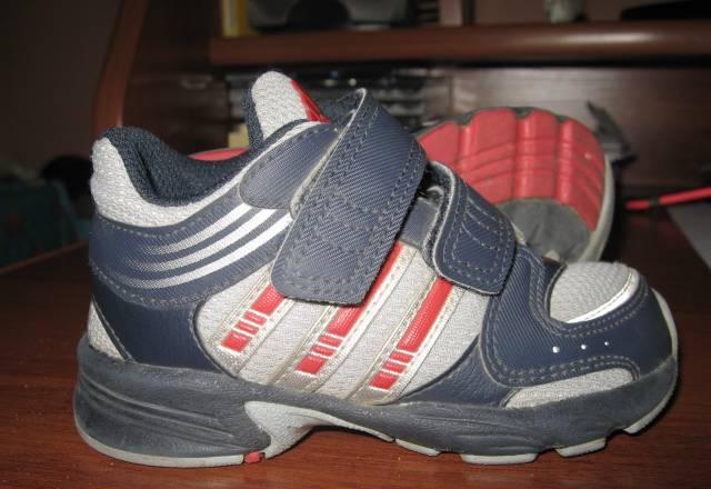 Кроссовочки adidas Москва