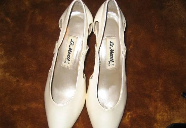 Нарядные туфли цвета слоновой кости 37 размер Москва