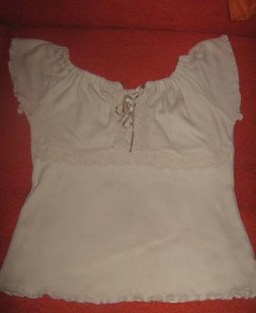 Кофточка кремового цвета с шитьём, очень изящна Москва