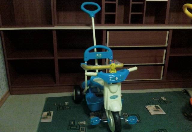 Велосипед детский с ручкой управления ,1500р Москва