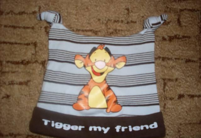 Шапочка HM с тигрулей Санкт-Петербург