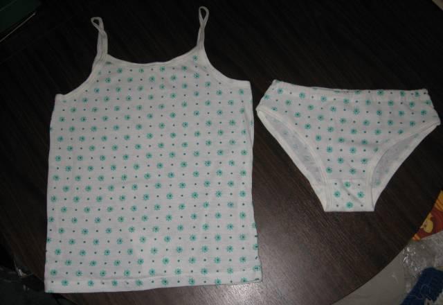 Комплект белья для девочки. Размер 36, рост 140 Москва