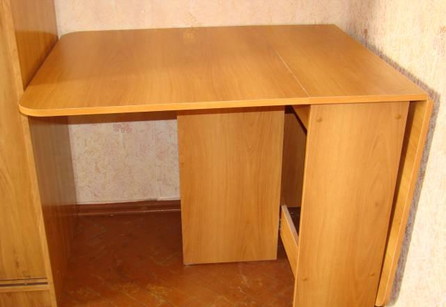 Стол Санкт-Петербург