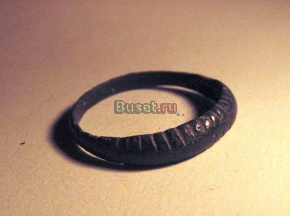 КОЛЕЧКО СТАРИННОЕ "РЕЗНОЕ" 15 ВЕК Москва