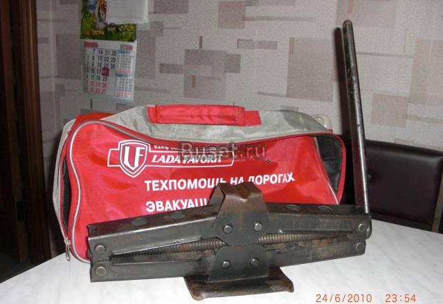 Домкрат автомобильный ромбический Москва