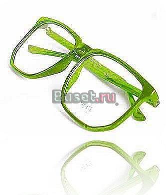 Очки зеленые квадратные Москва