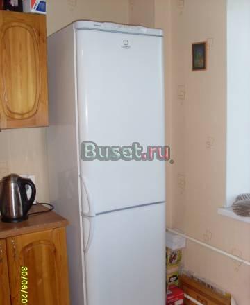 Холодильник Indesit с двумя компрессорами б/у Санкт-Петербург