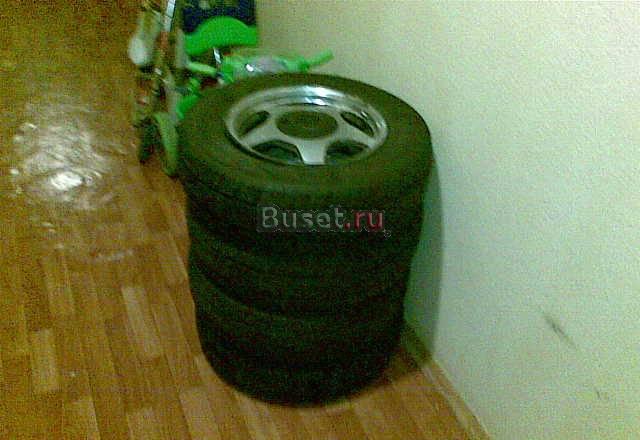 Шины зимние + диски (с болтами)175/70 R13 Москва