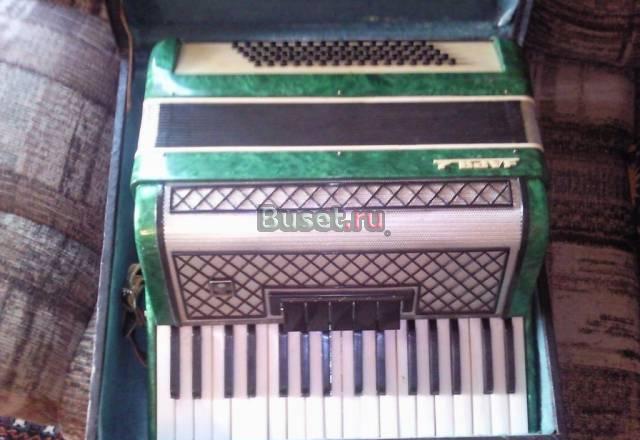 Аккордеон заря-2 Москва