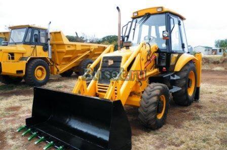 Сдам в аренду трактор JCB4X Москва