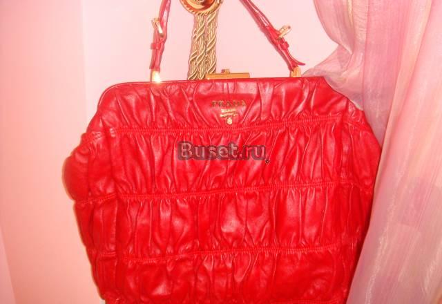 Сумка"prada" original Москва