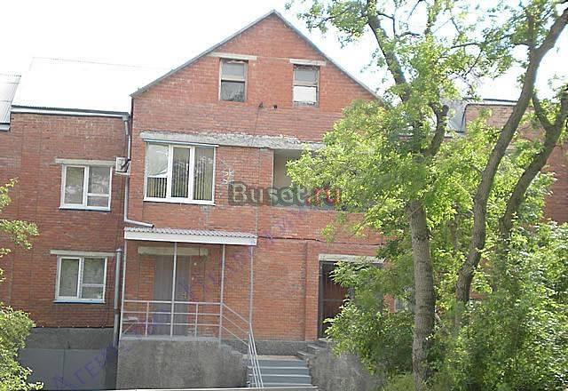 Продаётся кирпичный трехэтажный дом Геленджик