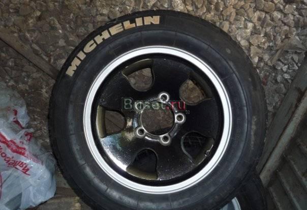 Michelin 235/60 R16 2 шт. на литых дисках Москва