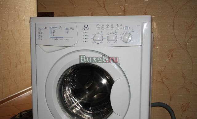 Стиральная машина Indesit WIL 105 Москва