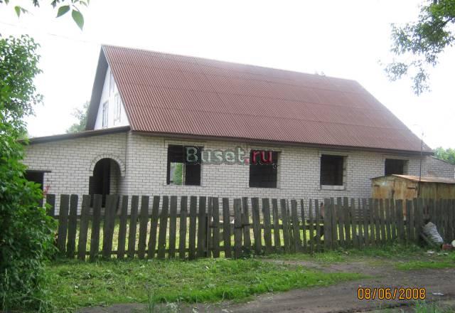 Дом на берегу реки Устюжна