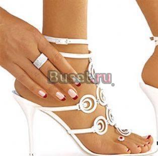 Японский маникюр, наращивание ногтей,педикюр Москва