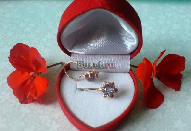 Золотые Звездочки -серьги 583.Александриты Москва