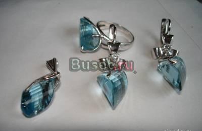 Комплект с топазами в белом золоте 585 пробы Москва