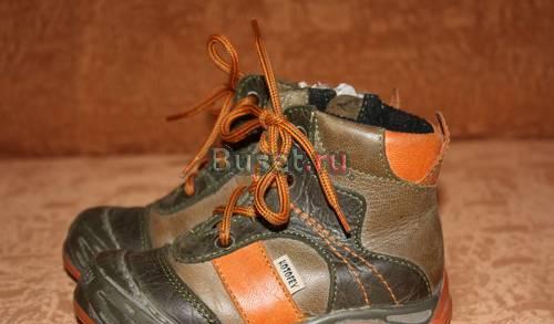 Ботинки фирма "Котофей" размер 24, б/у мало Москва