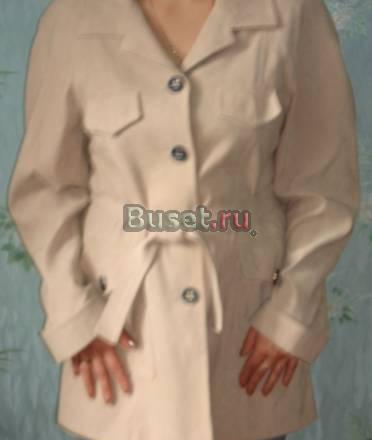 Женский плащ Санкт-Петербург