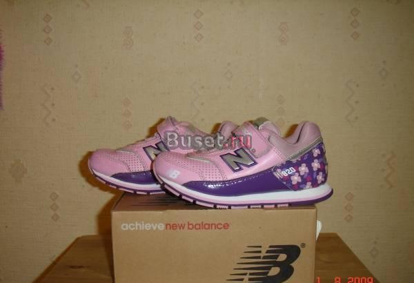 Кроссовки New Balance для девочки б/у, 27-28 размер Москва