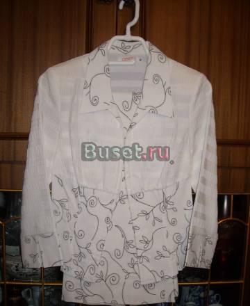 Можно и на выпускной вечер брючн.костюм р.46-48 Санкт-Петербург