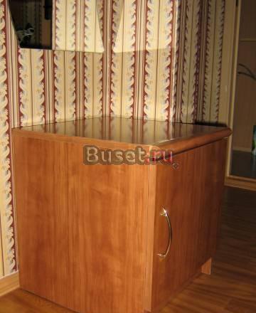 Тумбочка Монино