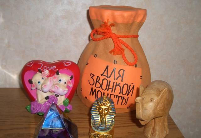 Копилки и статуэтки Москва