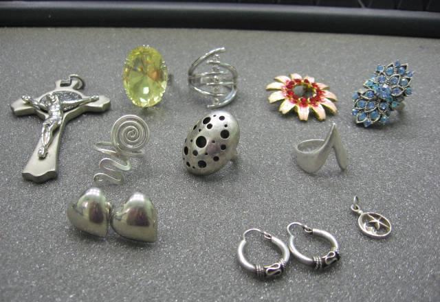 Серебро, бижутерия Москва