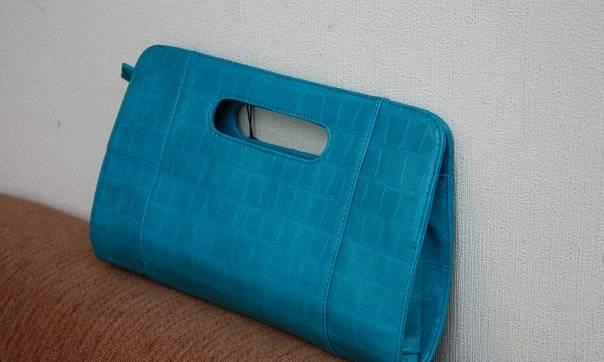 Шикарный клатч цвета бирюзы Москва