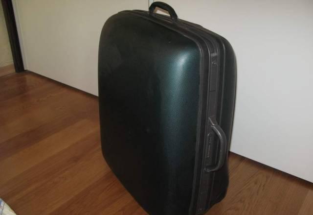 Чемодан на колесиках фирмы Samsonite объемом 70л Москва