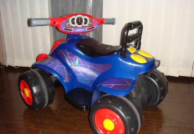 Квадроцикл для реб.2-3года(электроприводной) Москва