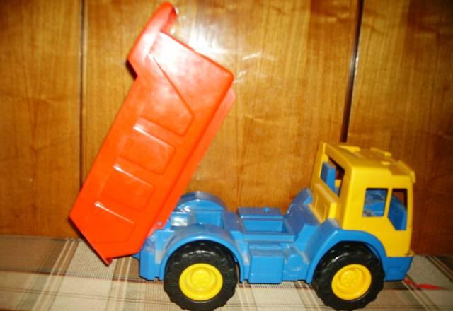 Экскаватор и машинки Москва