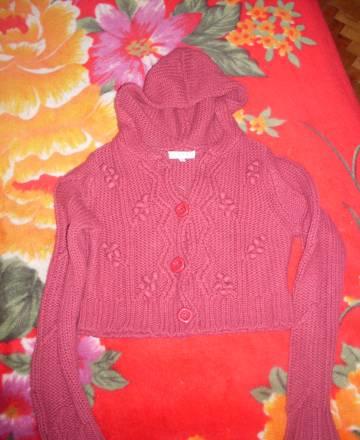 Короткий свиторок на пуговицах. Классный Санкт-Петербург