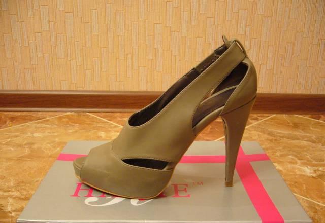 Красивые закрытые туфли Москва