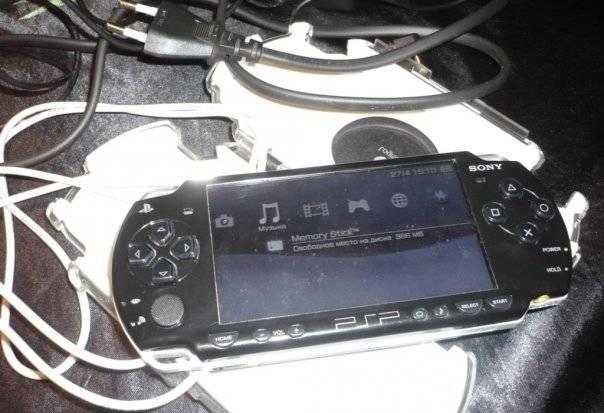 Sony PSPslim ,перепрошита,карта 4 гб Санкт-Петербург