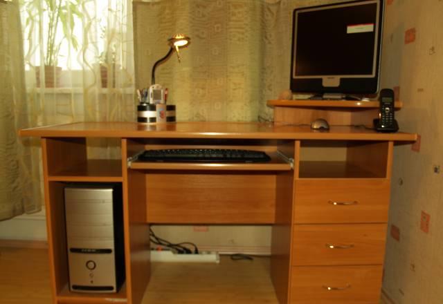 Стол компьютерный Санкт-Петербург