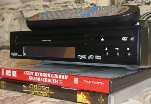 DVD-проигрыватель xoro с пультом + 10 DVD Москва