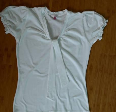 Маечка белая Москва