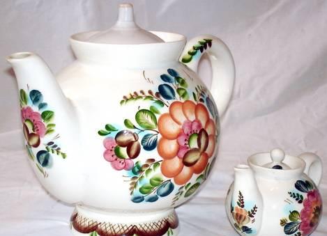 Чайники заварные. Огромный и маленький. СССР Москва