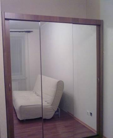 Шкаф платяной трехстворчатый Санкт-Петербург