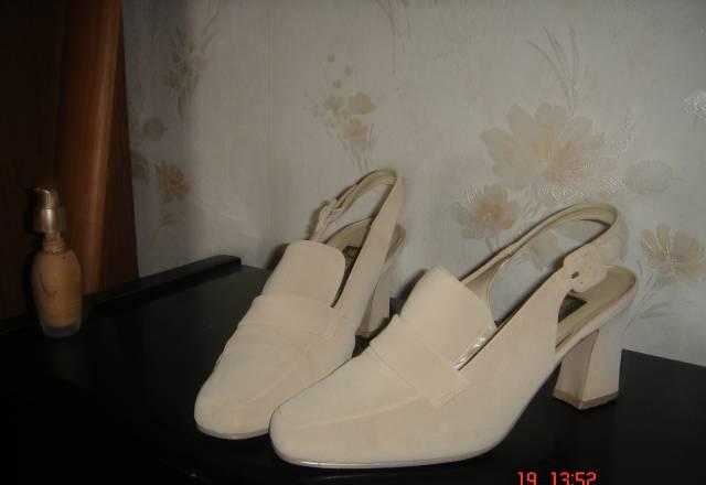 Туфли фирменные кожаные  почти даром Москва