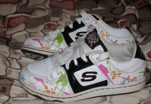 Кроссовки для девочки skechers Москва