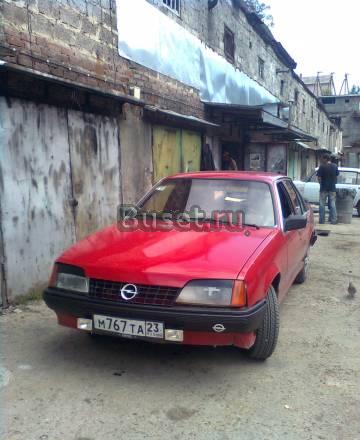 Opel rekord, 1983 Туапсе