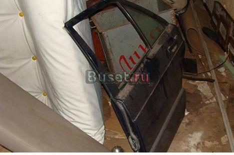 Мерседес 190 дверь левая задняя +79250100486 Москва