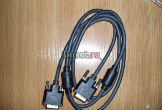 Кабели DVI-DVI, есть отдельно переходники DVI-VGA Москва