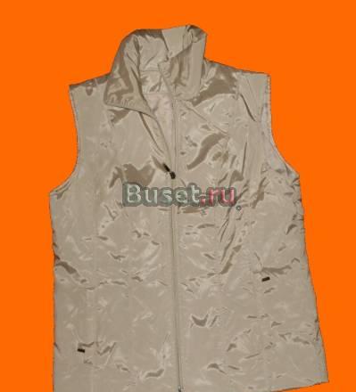 Жилетка бежевая, новая. Германия Санкт-Петербург