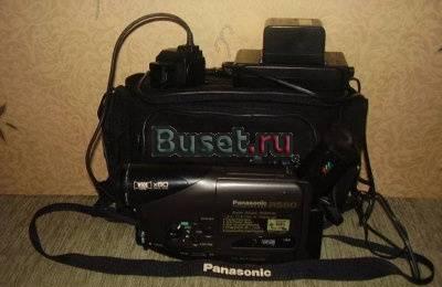 Продаю видео камеру panasonic R550 за 1 000 руб Москва