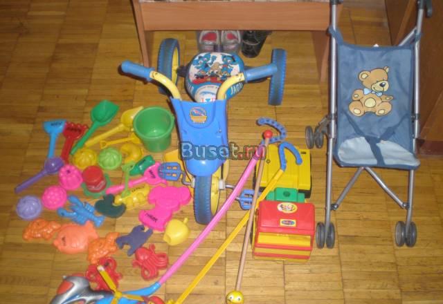 Продам пакетом игруши для улицы Москва